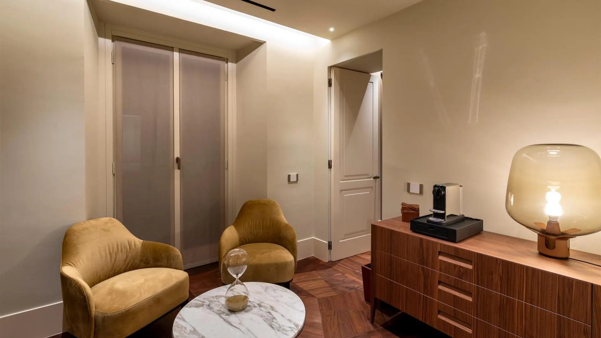 Af Duomo - Milano Luxury Suites Italia